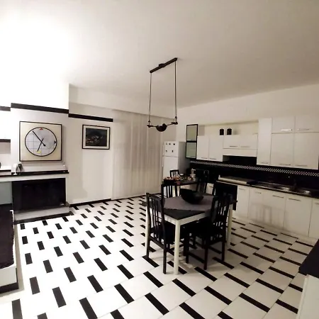 Apartment Greco: Moderno Di 150mq Paravati