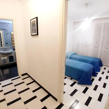 Greco: Moderno Di 150mq Apartment Paravati